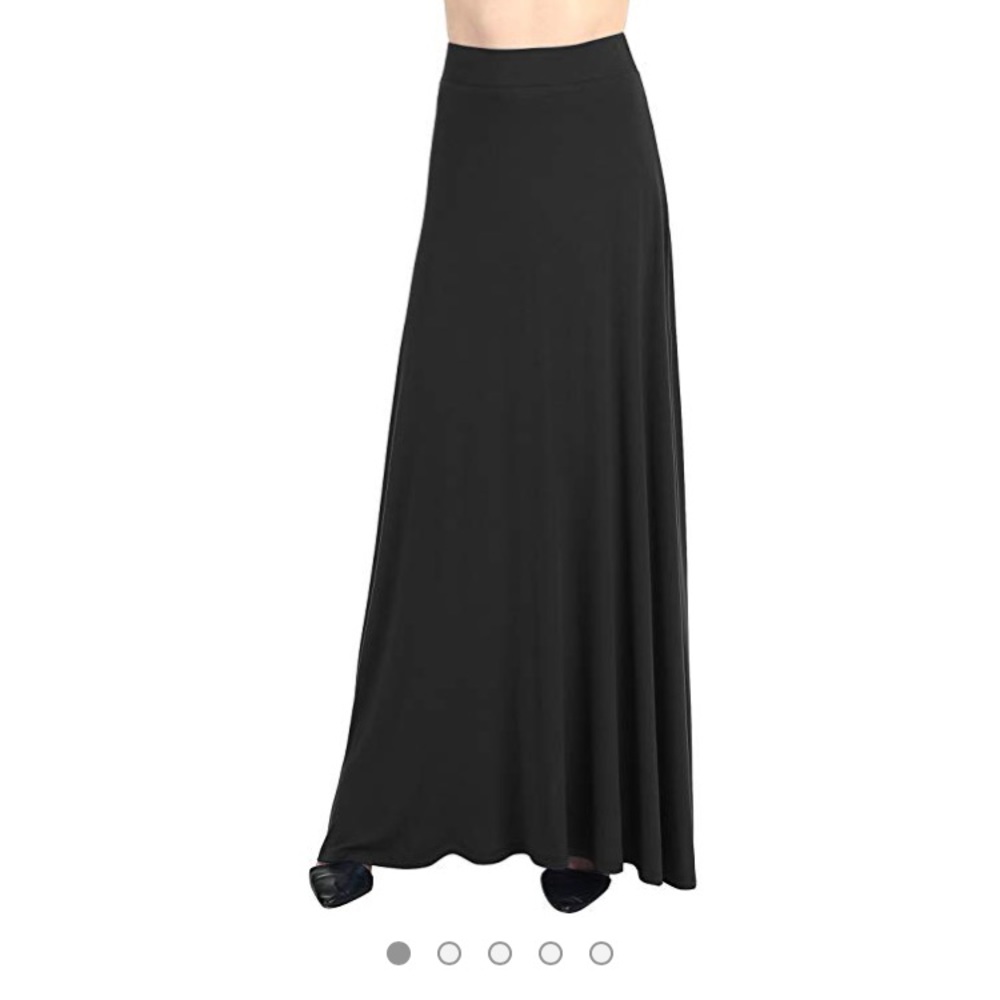NWOT - Black Maxi Skirt - Size: M